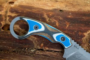 The multi color handle scales were hand shaped by Leo Espinoza himself