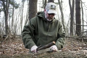 Making a cross cut for a notch